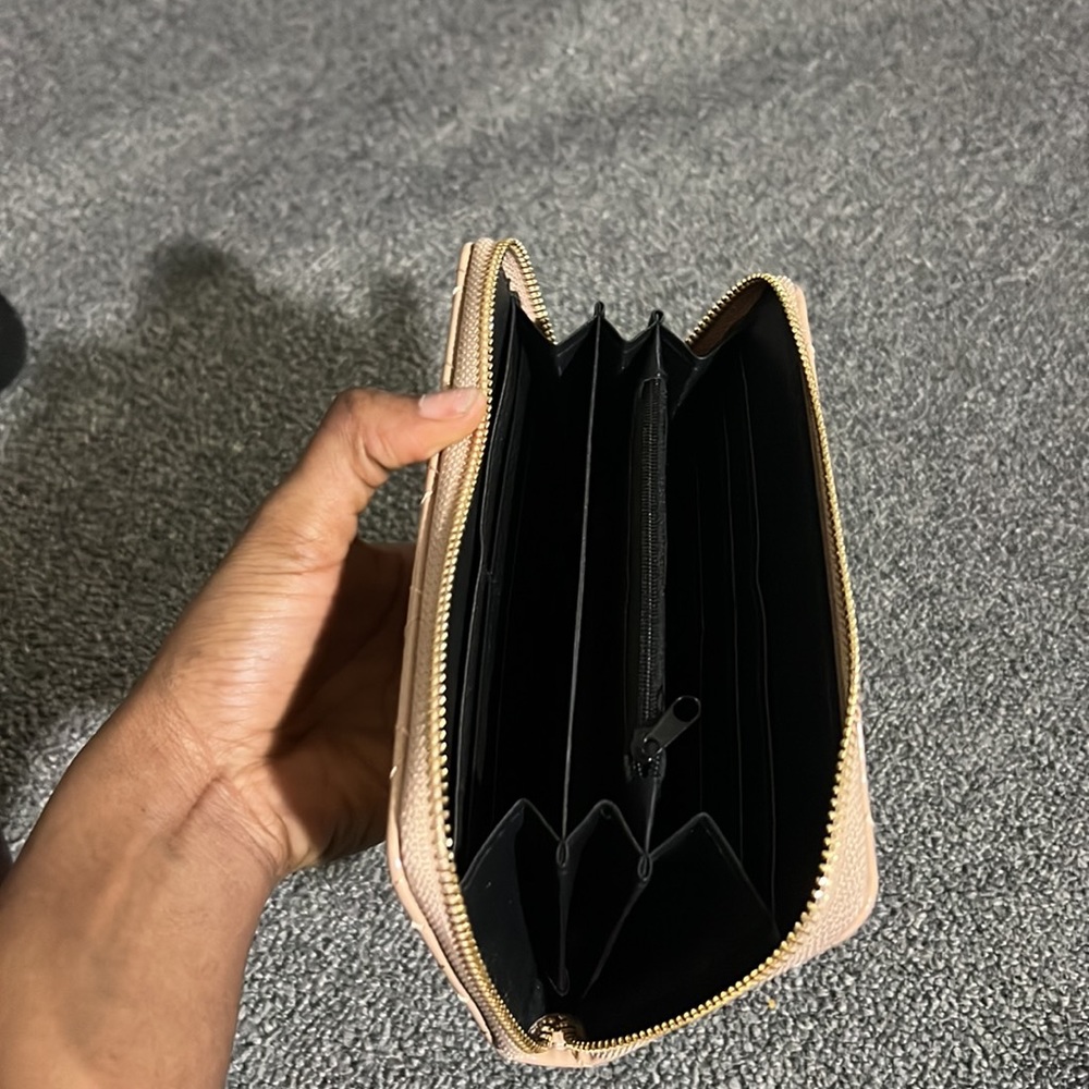 Stylish wallet - Picture 3 of 4